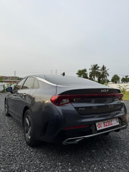 2022 Kia K5
