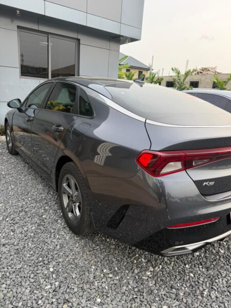 2022 Kia K5