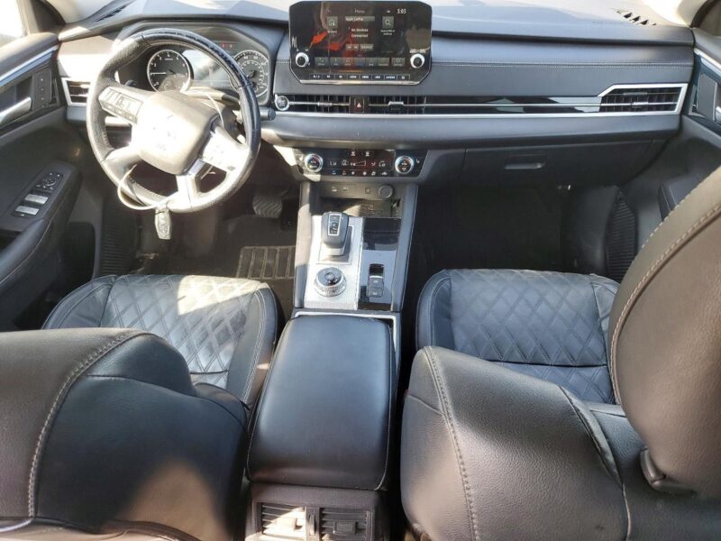 2022 Mitsubishi Outlander SEL